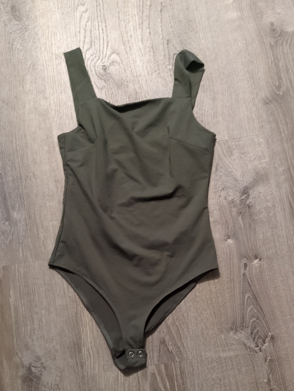 Reoria Square Neck Sleeveless Bodysuit Size Small